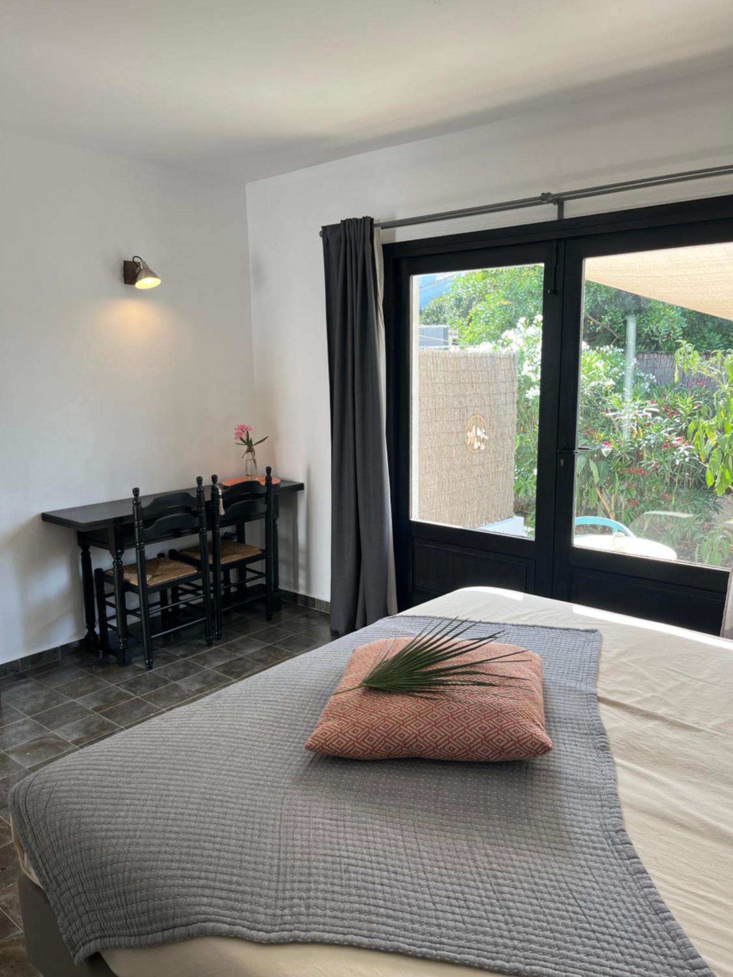 Twin Room Bathroom
