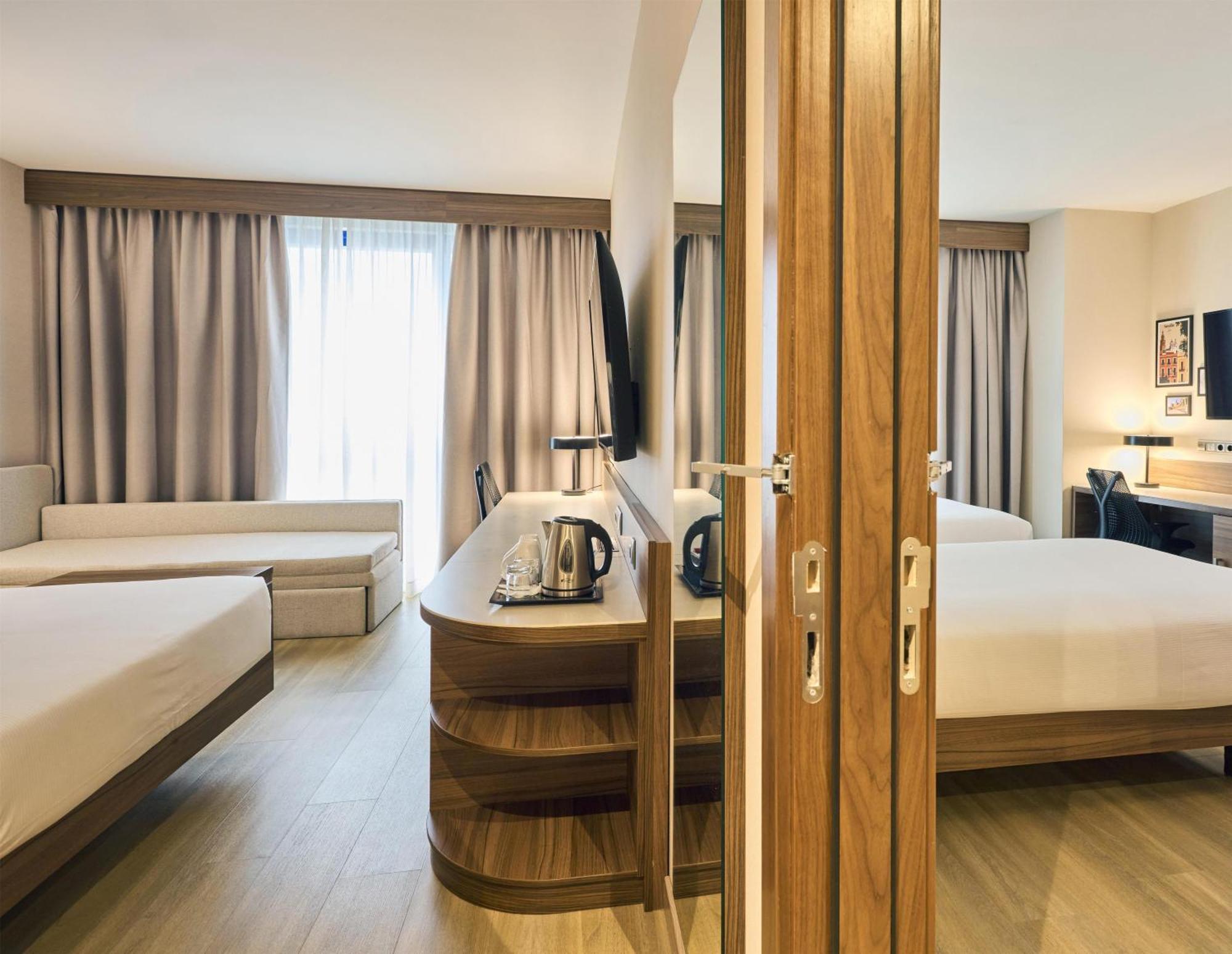 Family Connecting Rooms
