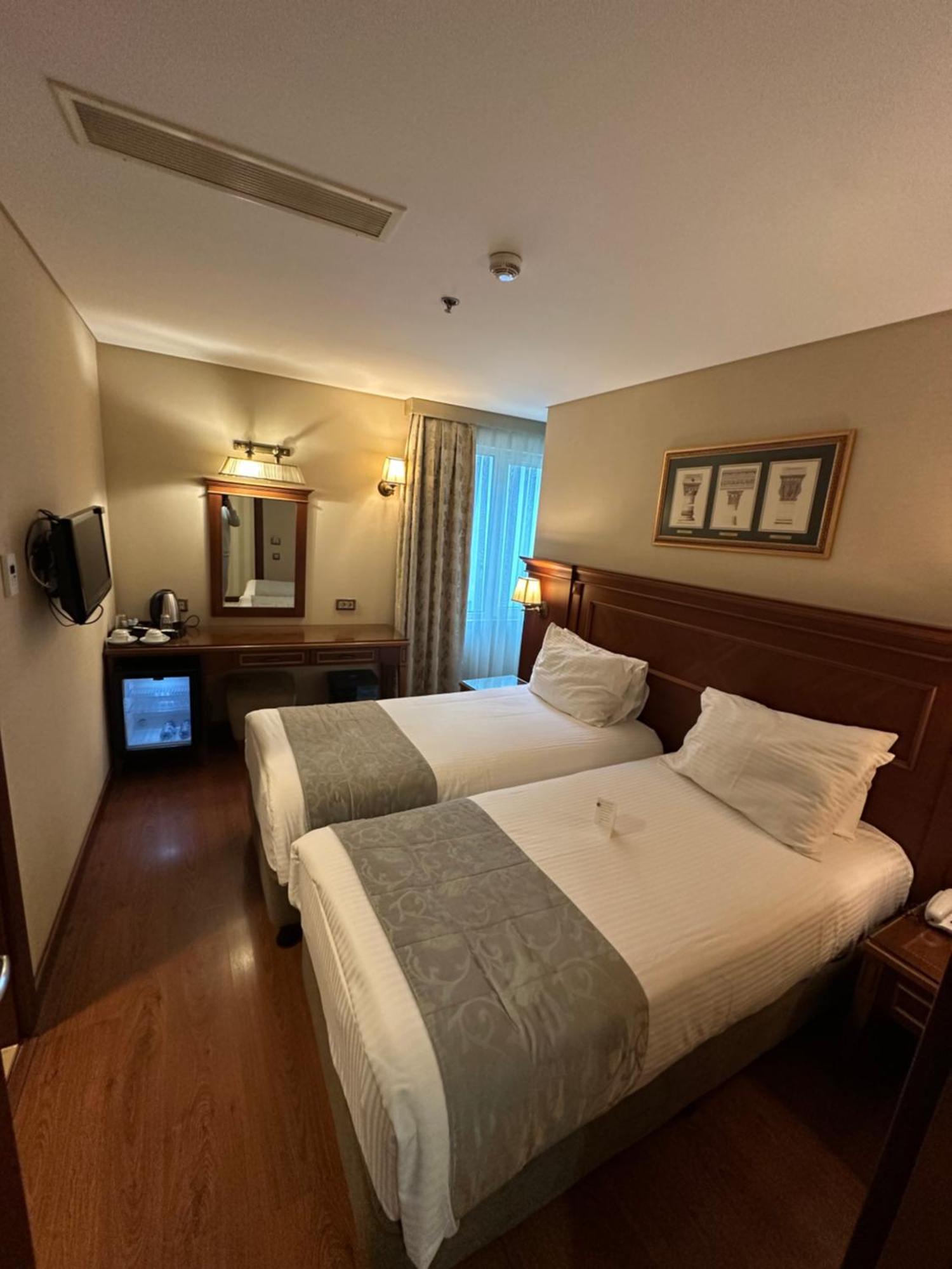 Economy Twin Room