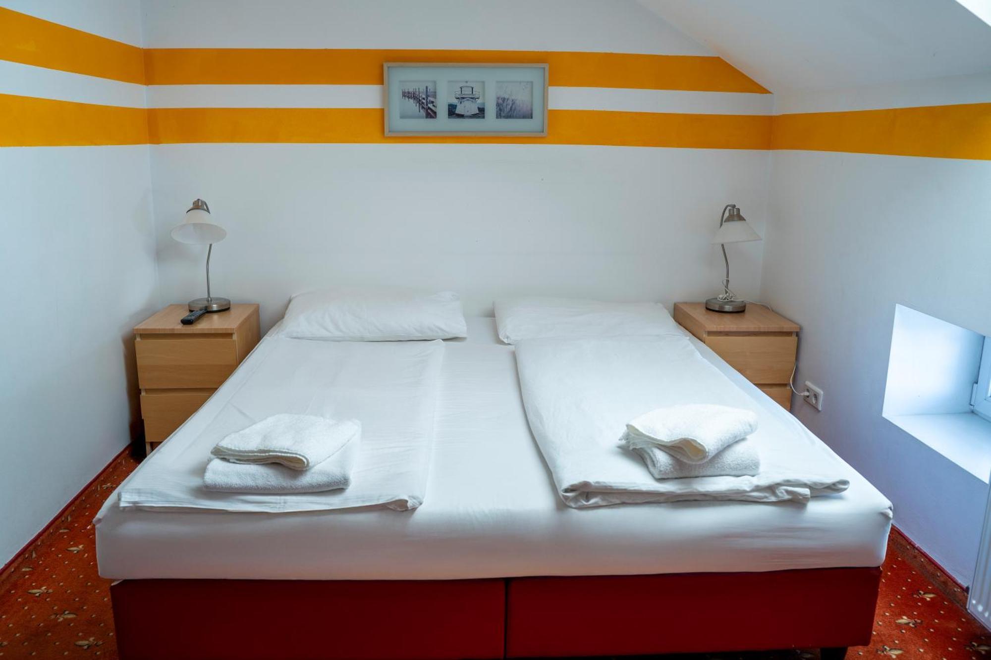 Double Room,1732344845:JPEG