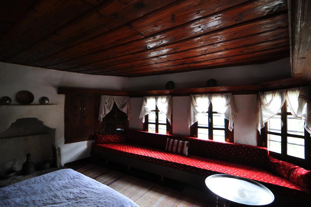 Double or Twin Room (2 Adults + 1 Child)