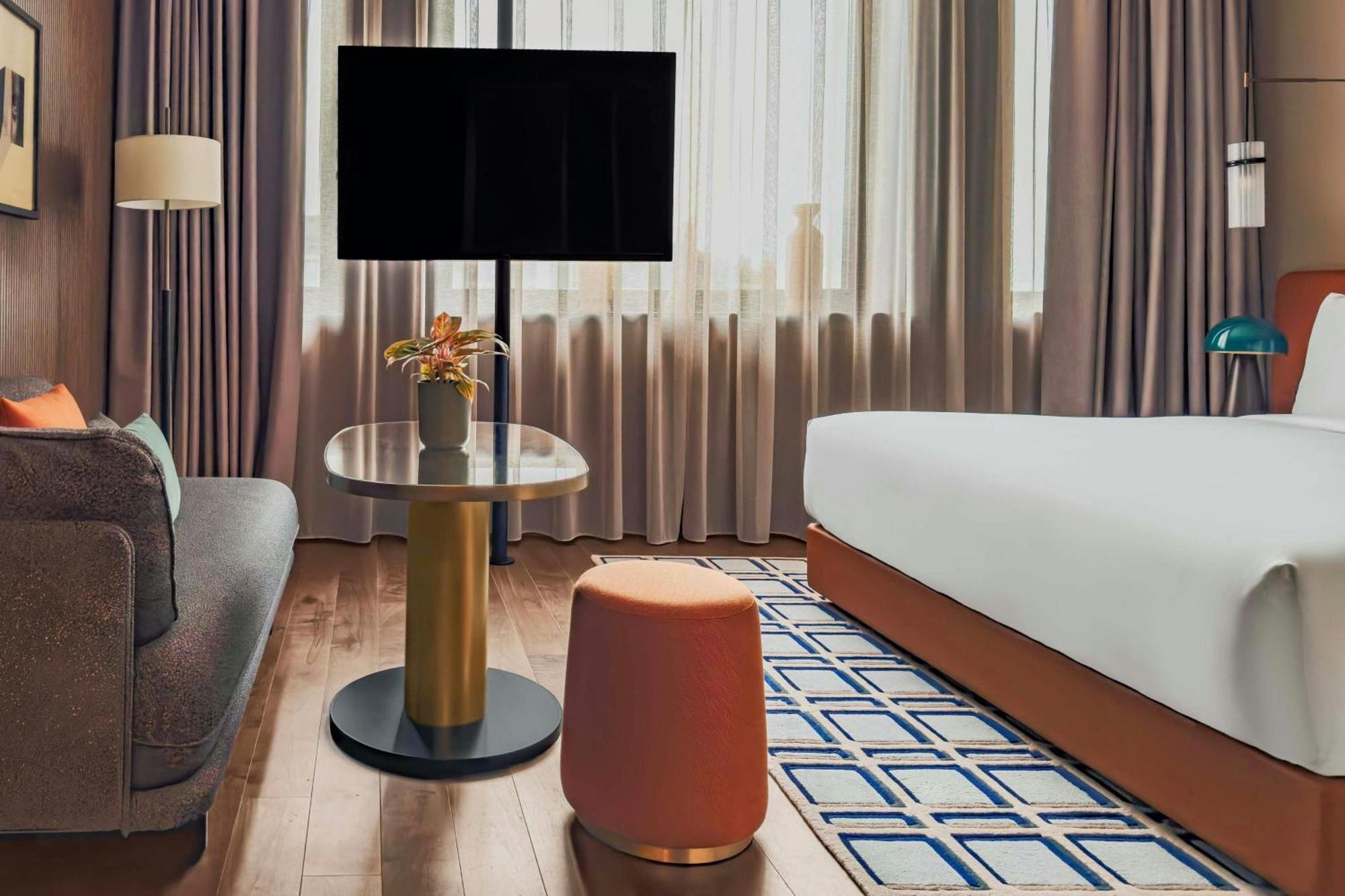 Prestige King Room City View