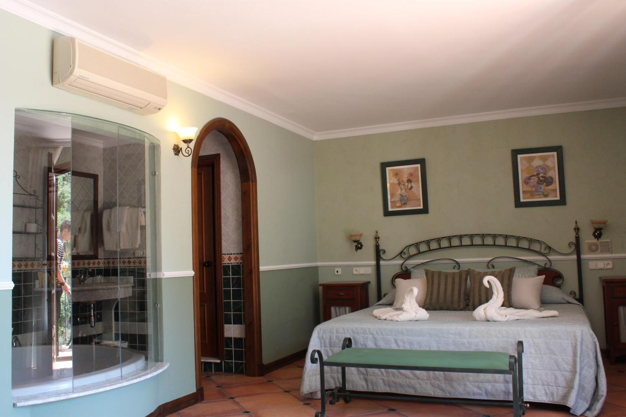 Junior Suite,1769489846:JPEG