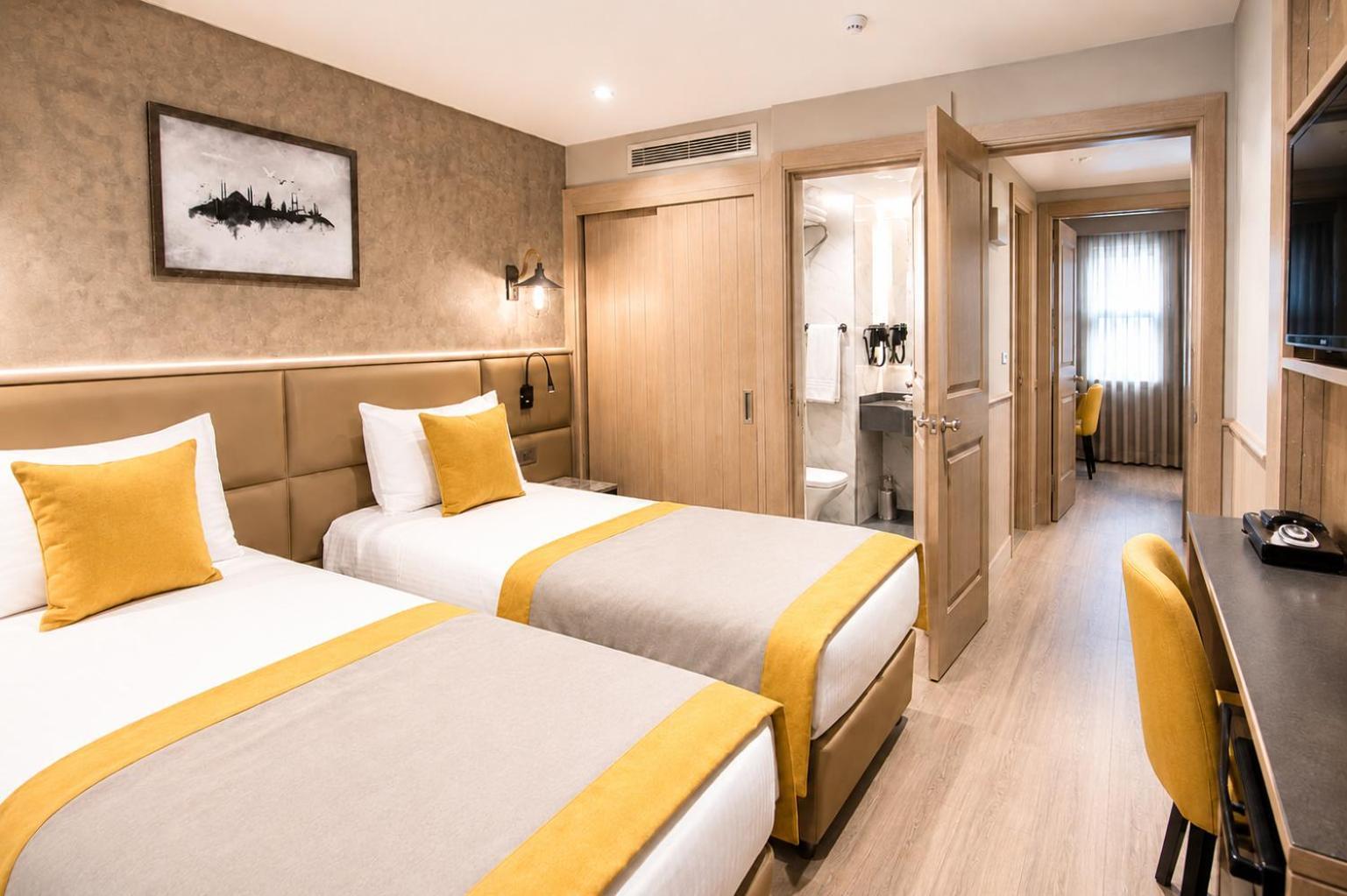 Annex Junior Family Suite 2 Rooms 1 Bathroom