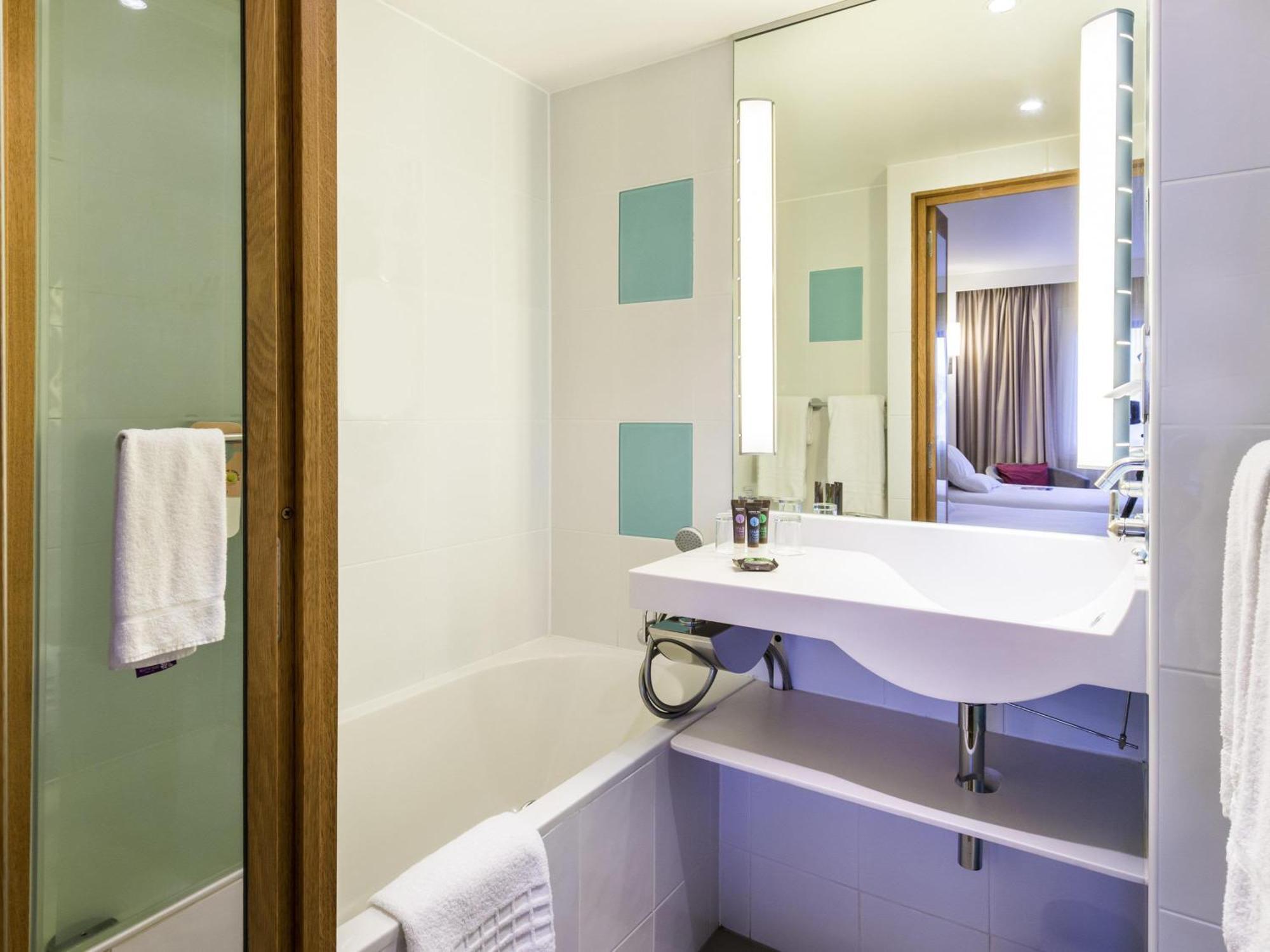 Habitación Doble Estándar con 2 camas individuales