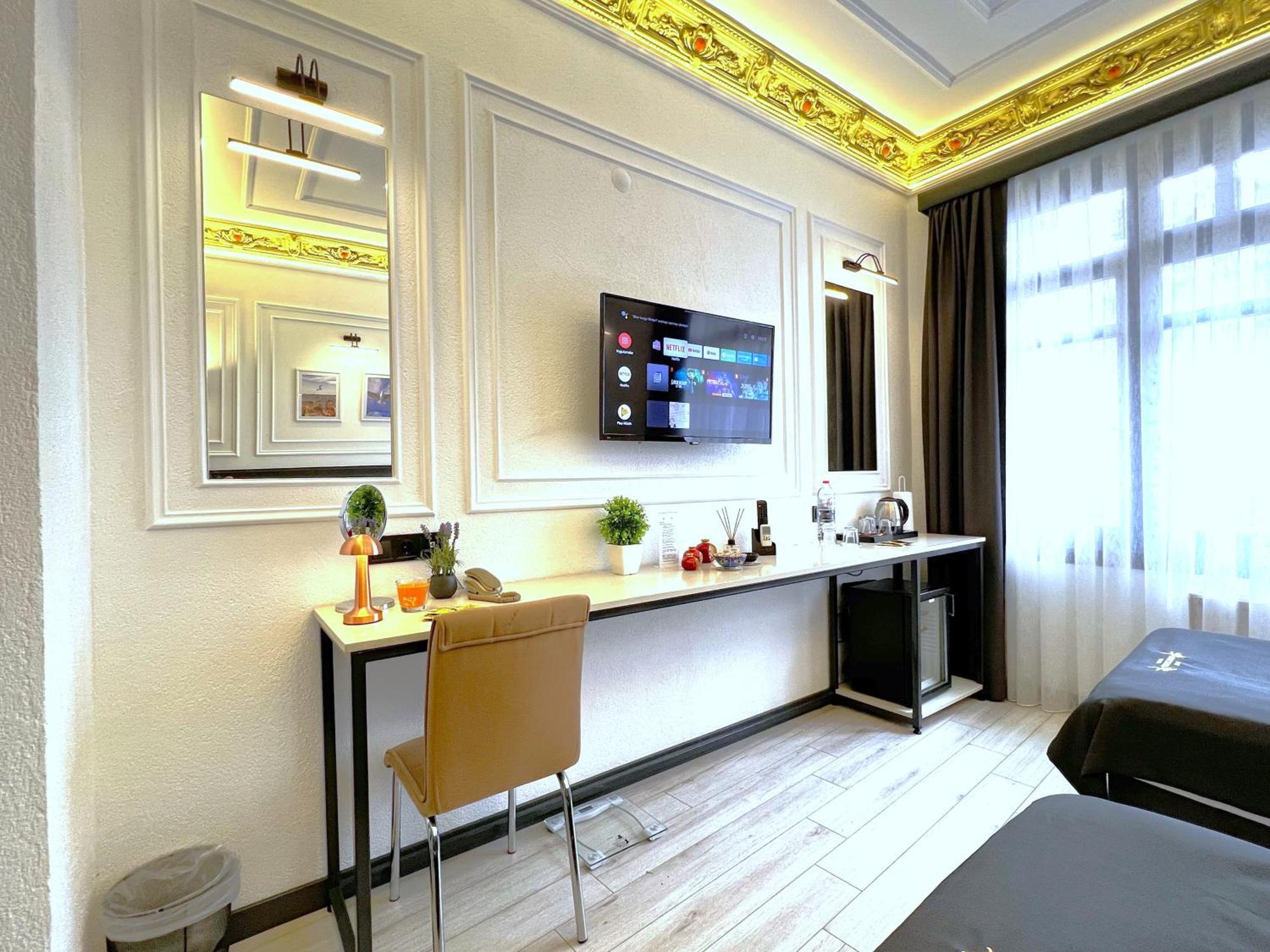 Superior Triple Room