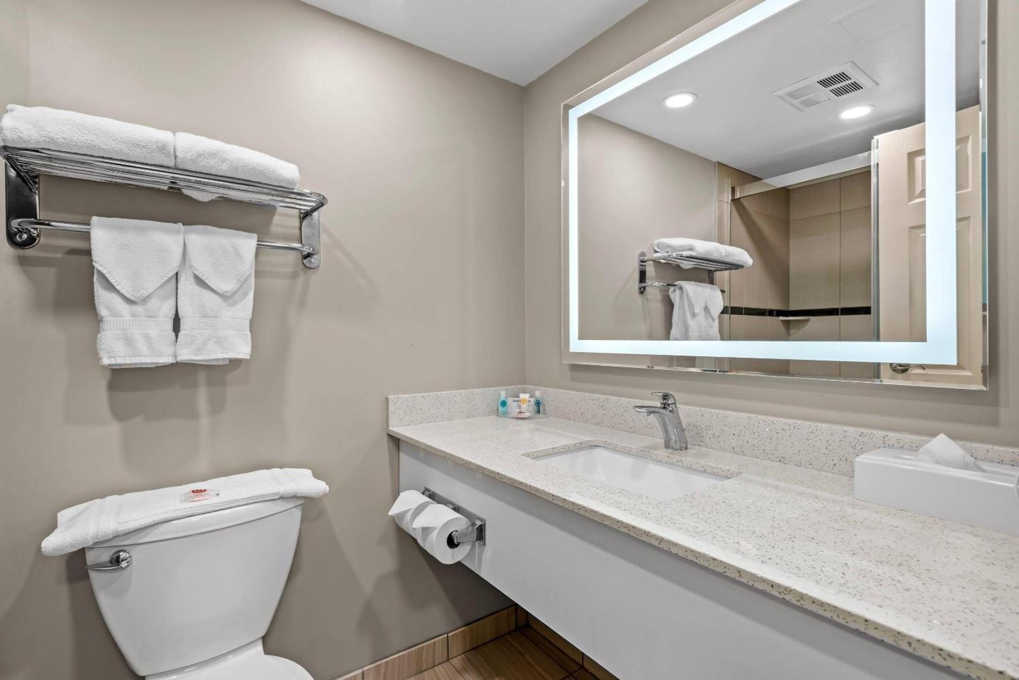 King Room Spa Bath