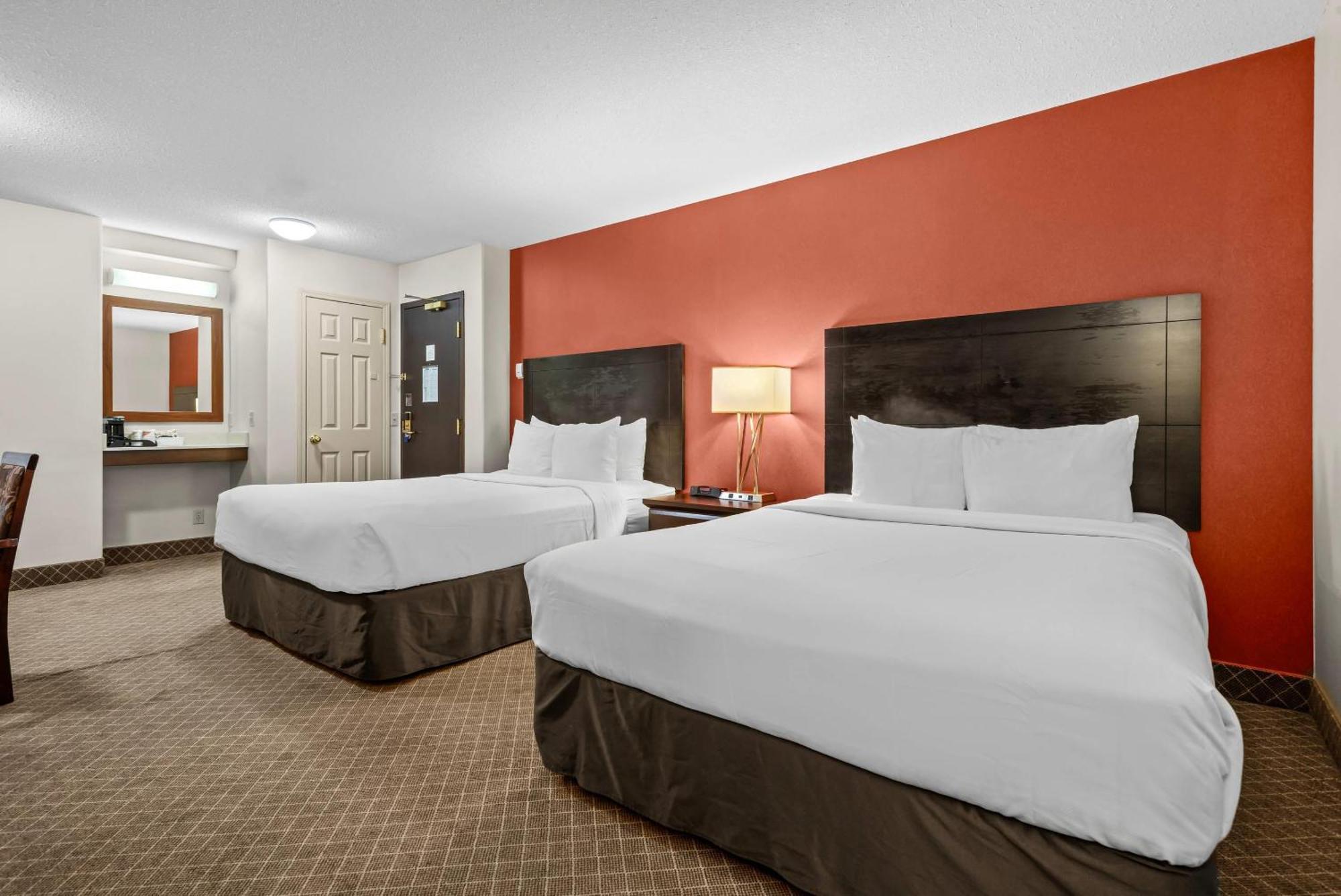 Standard Queen Room Two Queen Beds Non-Smoking