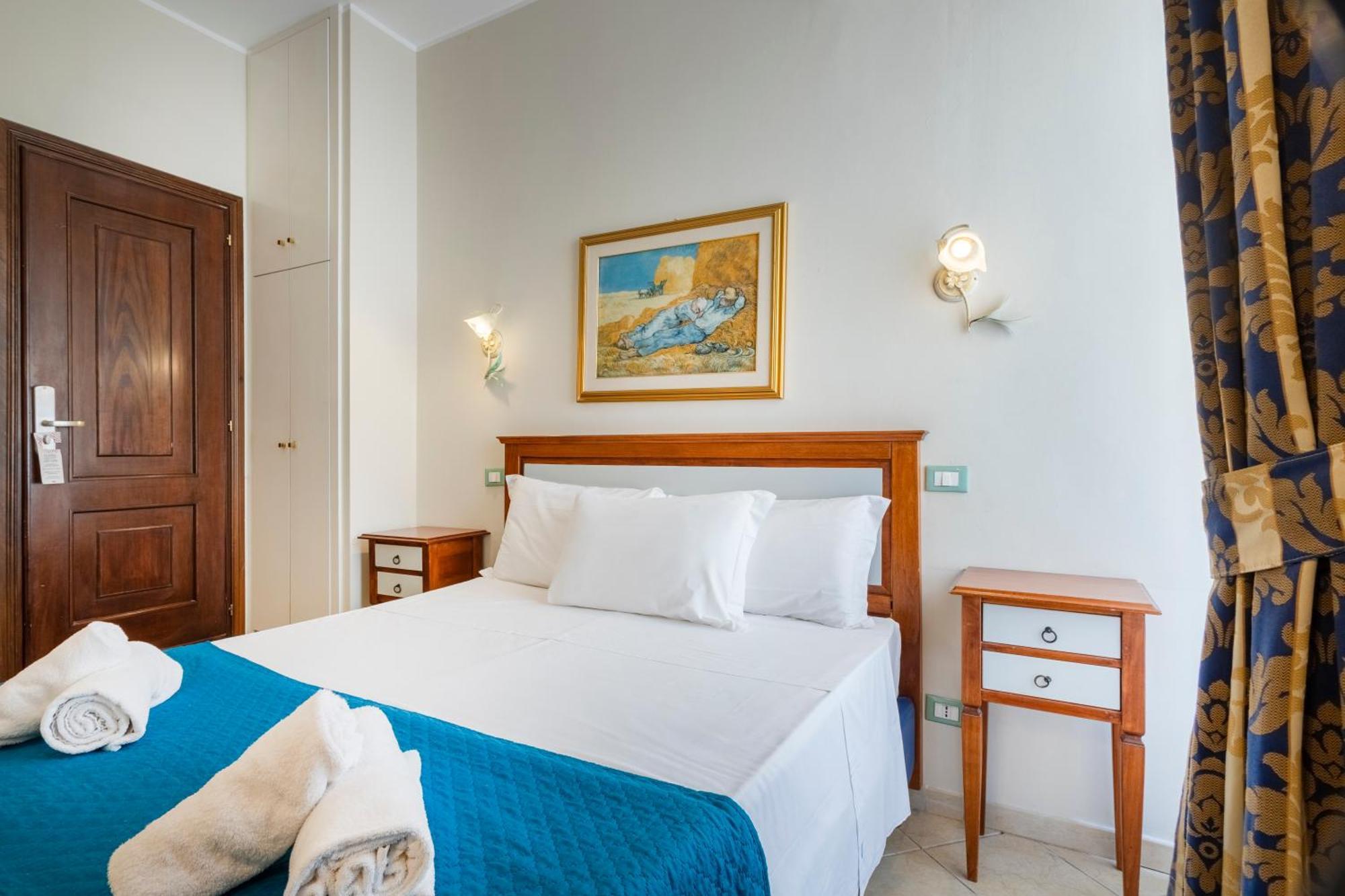 Double or Twin Room Separate Building