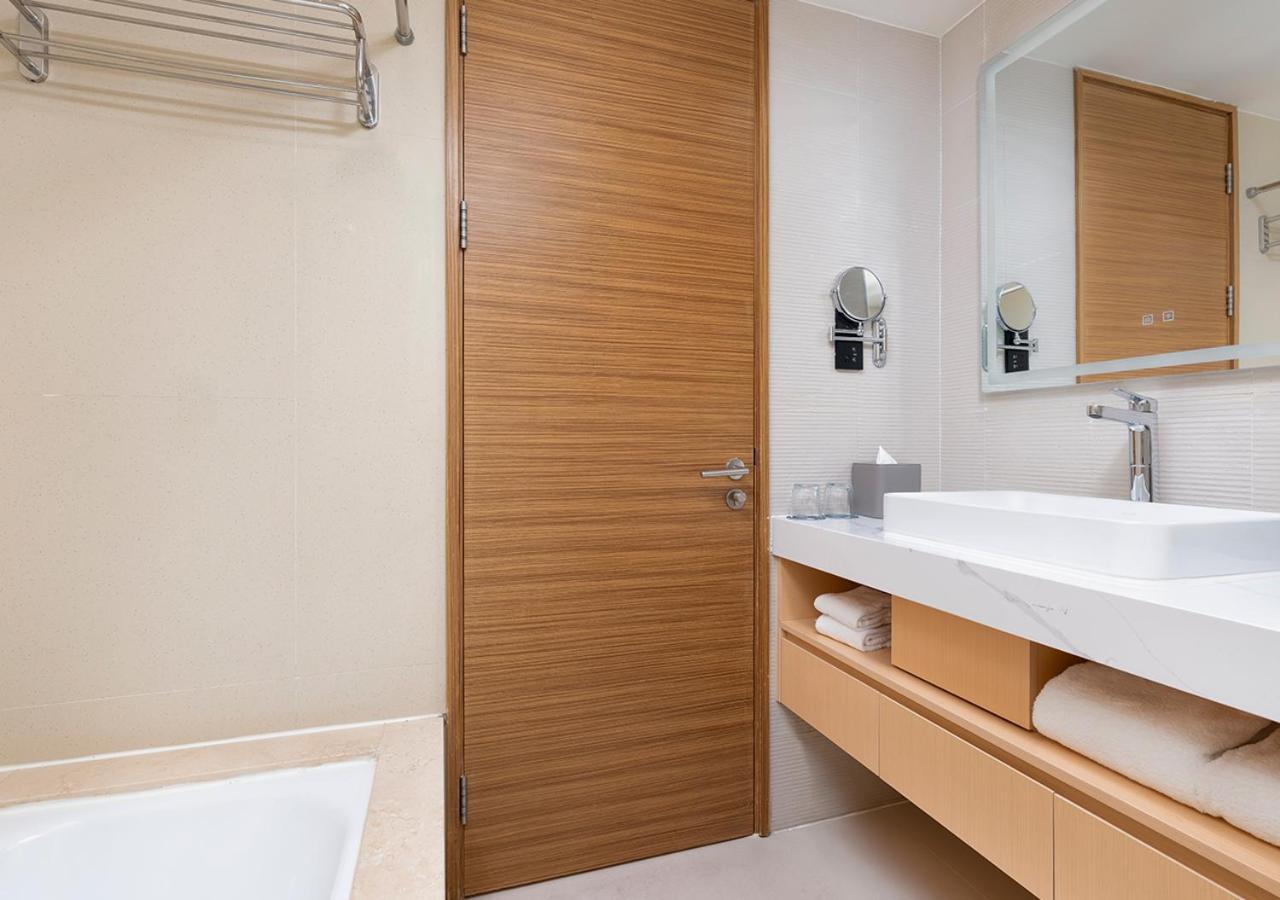 Comfortable twin bed room