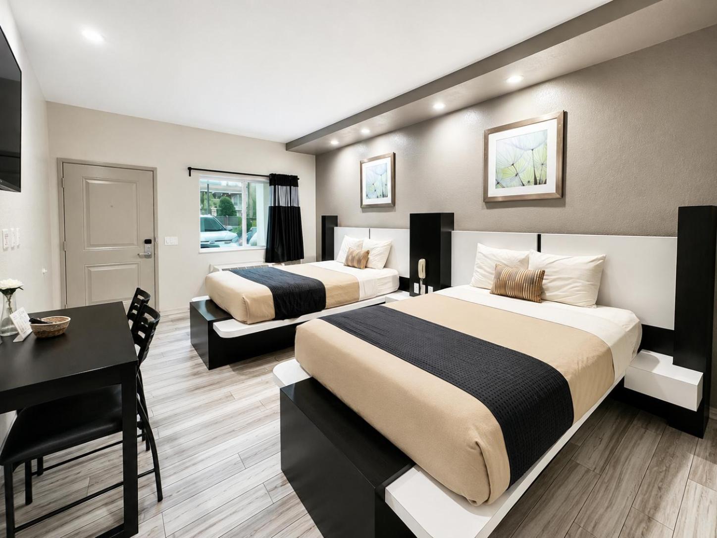 Standard Queen Room with Two Queen Beds - Non-Smoking