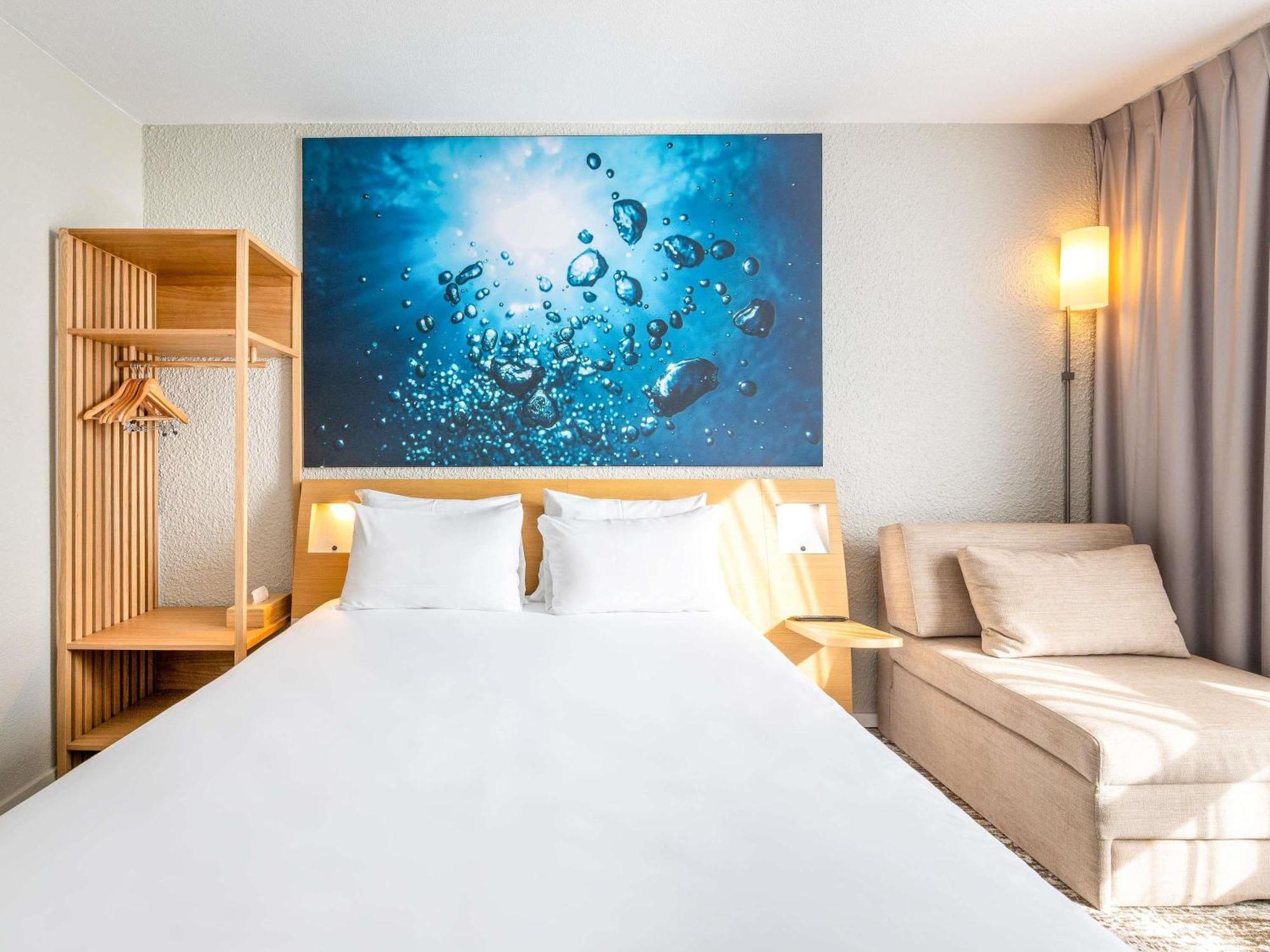 Accessible Deluxe Double Room
