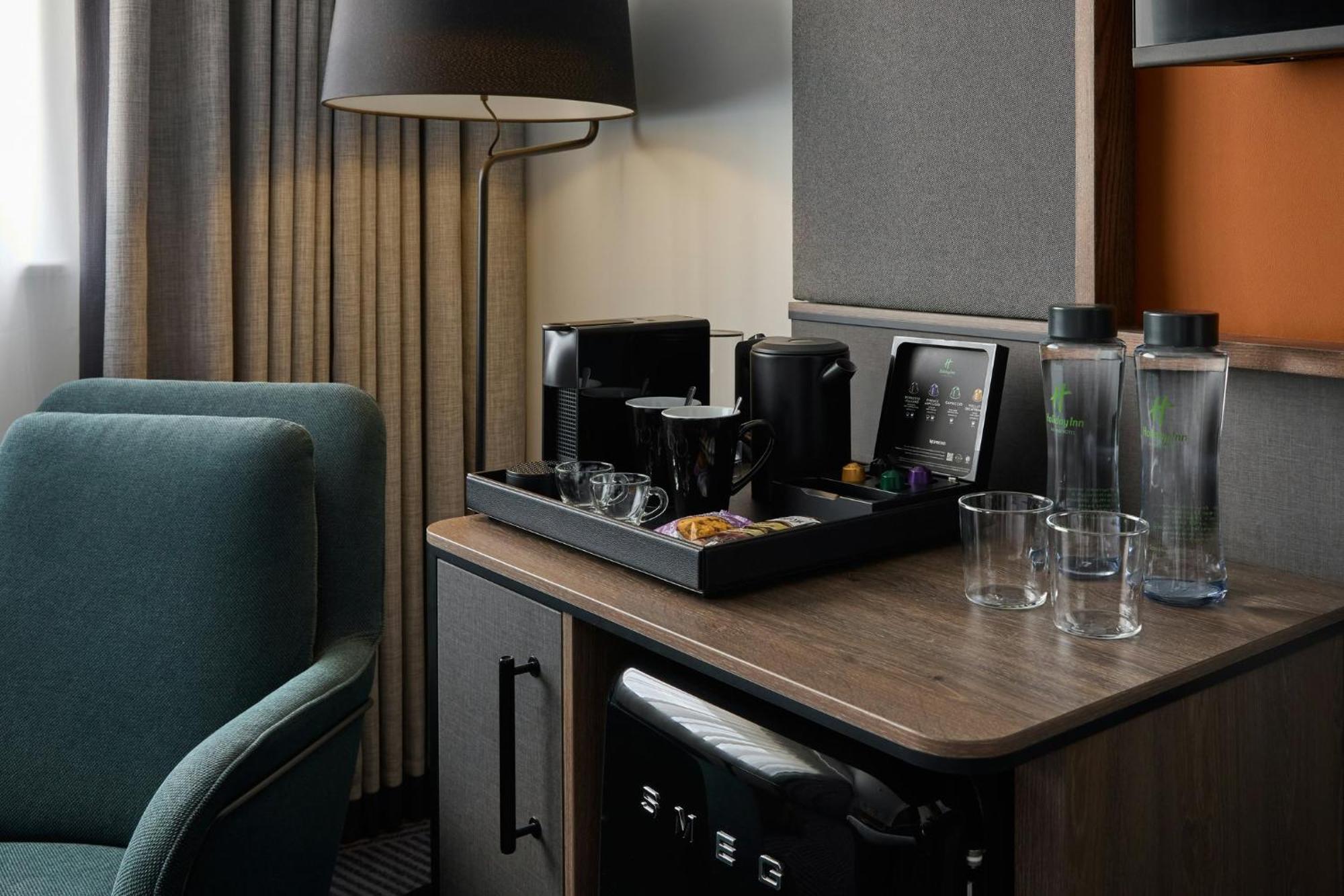 Premium King Room