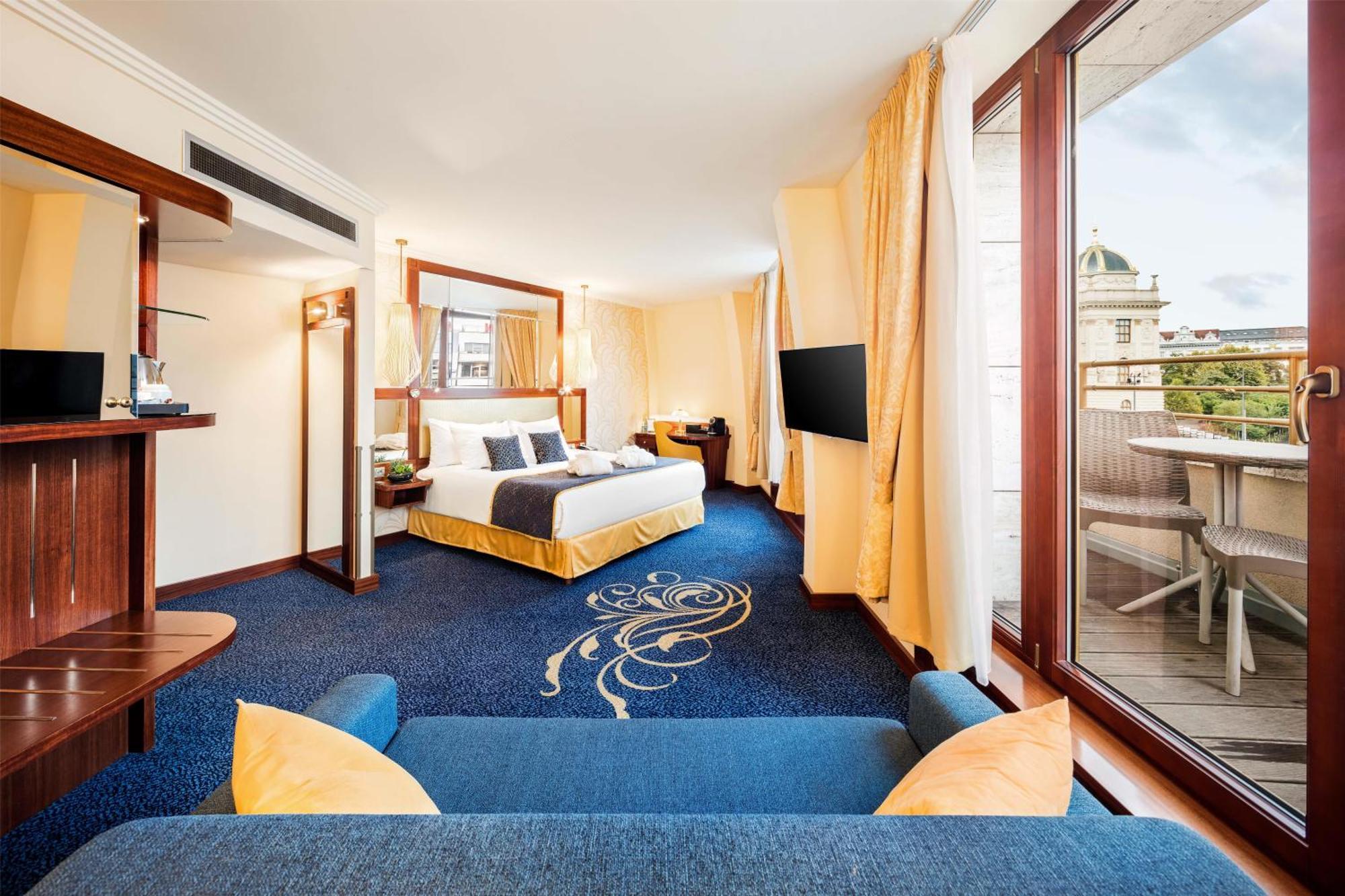 Executive Double Room City View