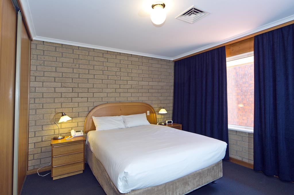 Townhouse Apartment,184765050:JPEG