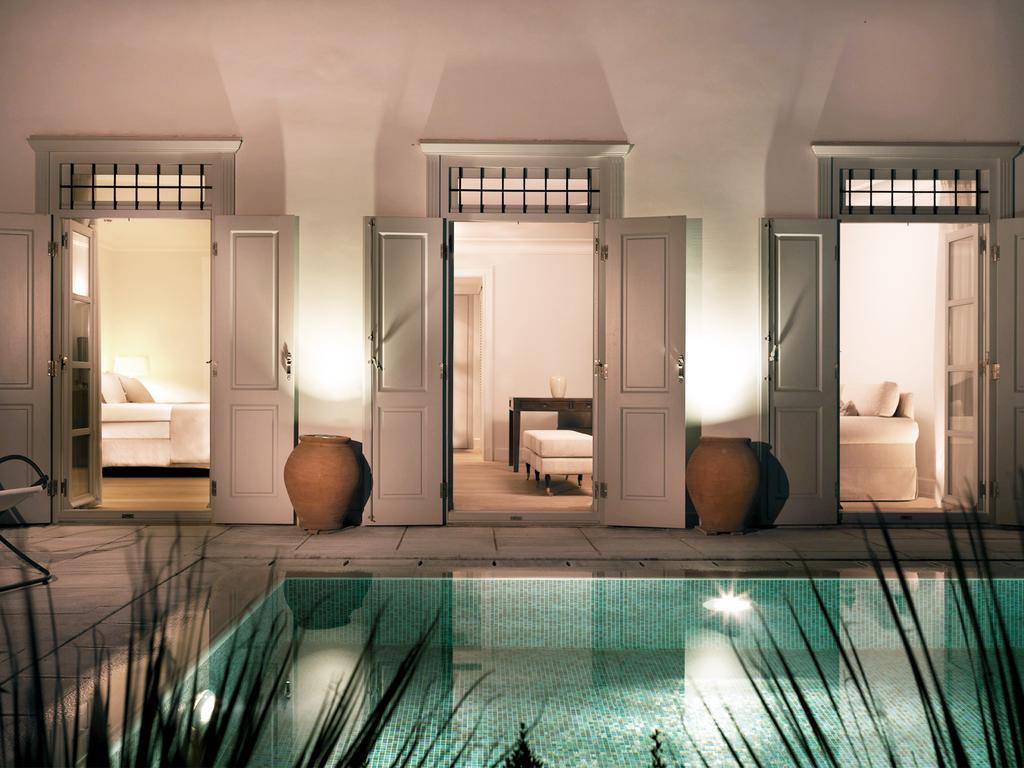 Pool Suite