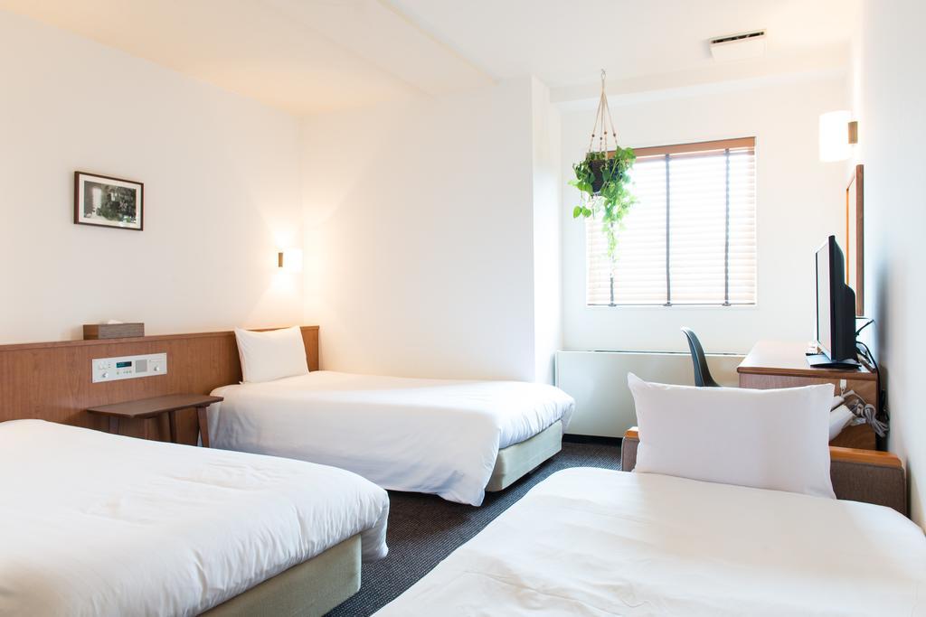 Twin Room with Extra Bed
