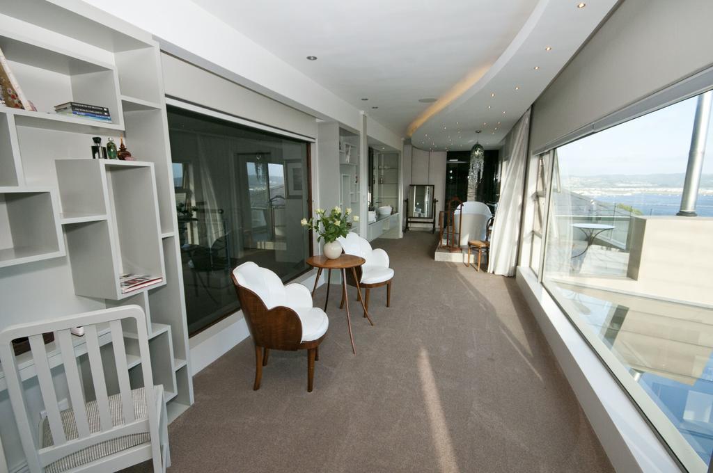 Penthouse Suite