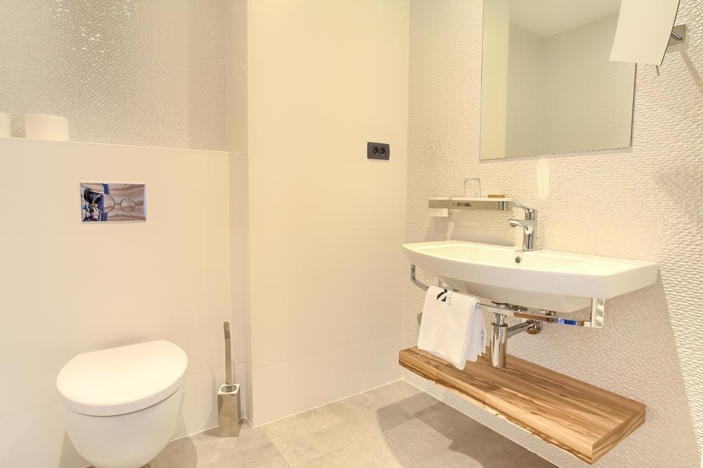 Presidential Suite with Balcony,Sea View and Hot tub,400498995:JPEG