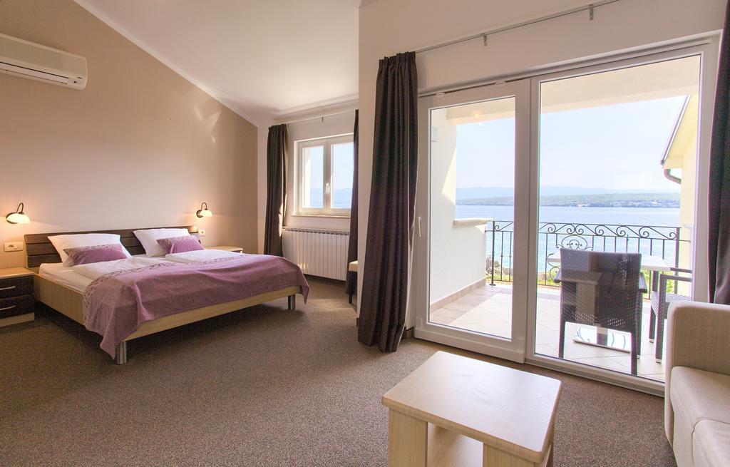 Annex Superior Double Room Balcony Sea View