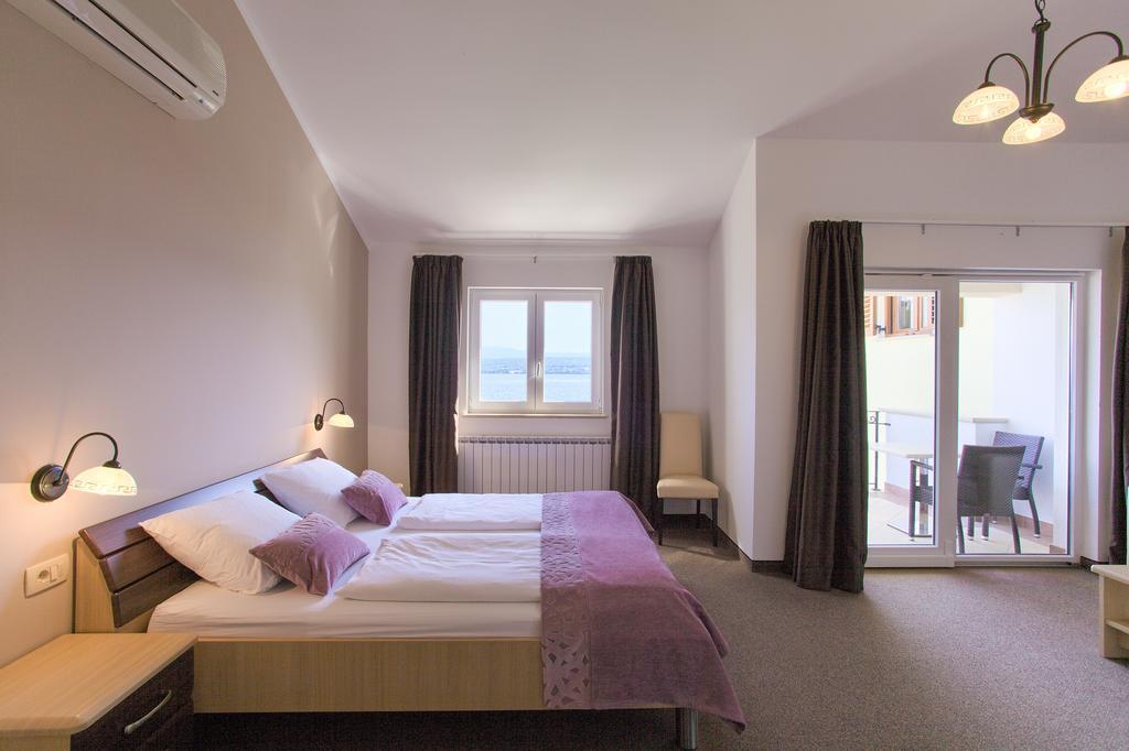 Annex Superior Double Room Balcony Sea View