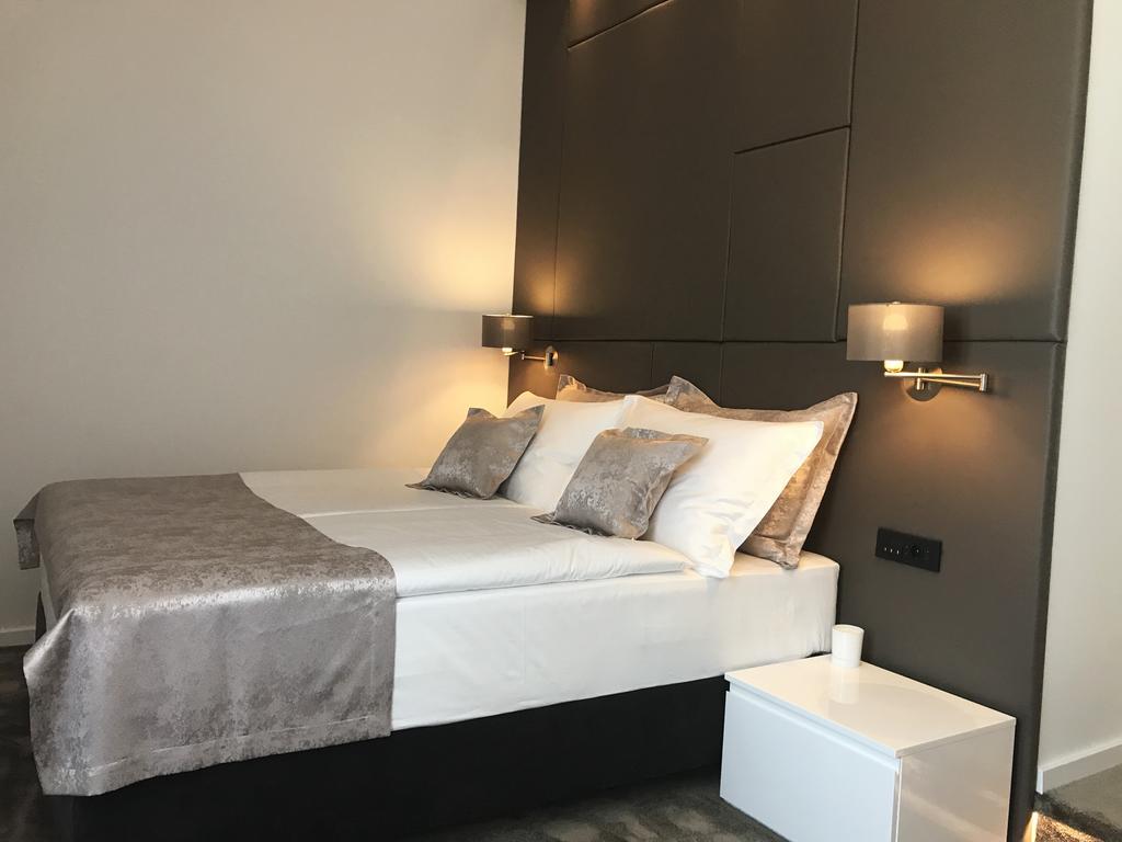 Deluxe Double Room Sea View 1