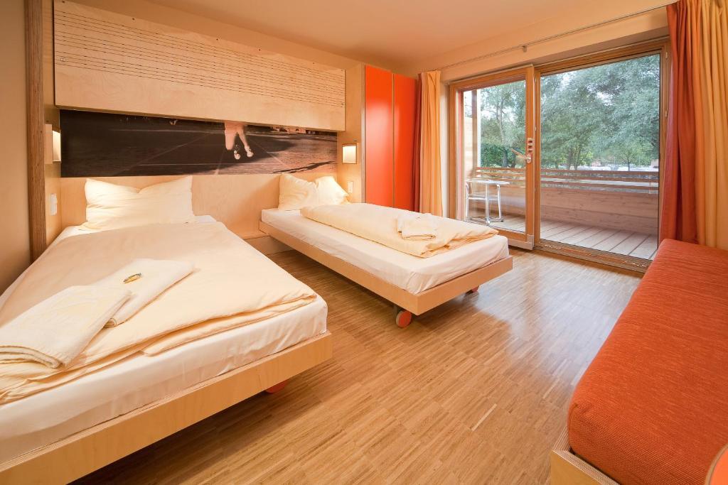 Single Room,63003475:JPEG