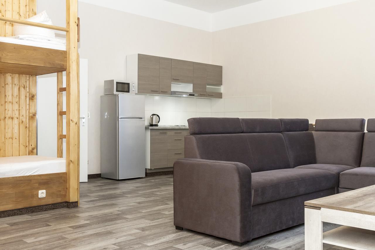 Studio Apartment