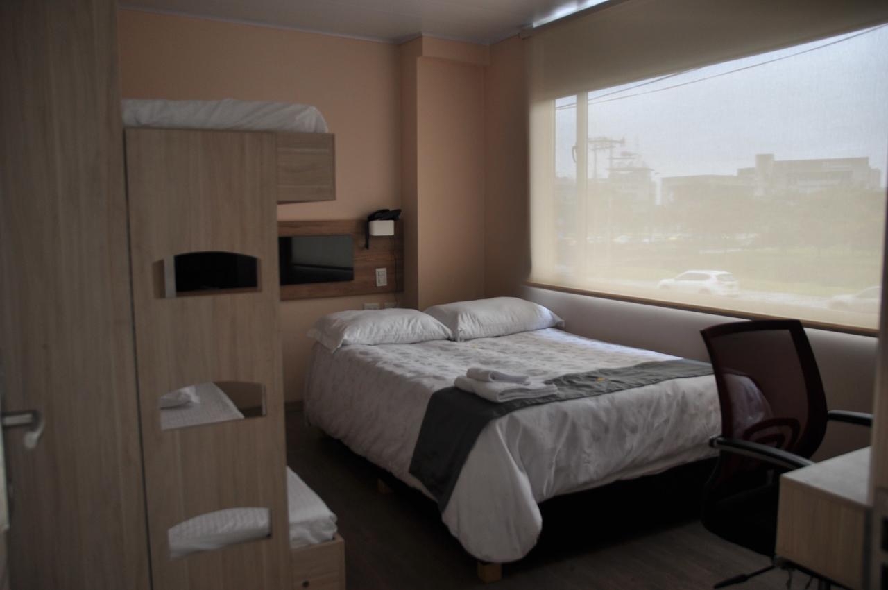 Deluxe Family Room