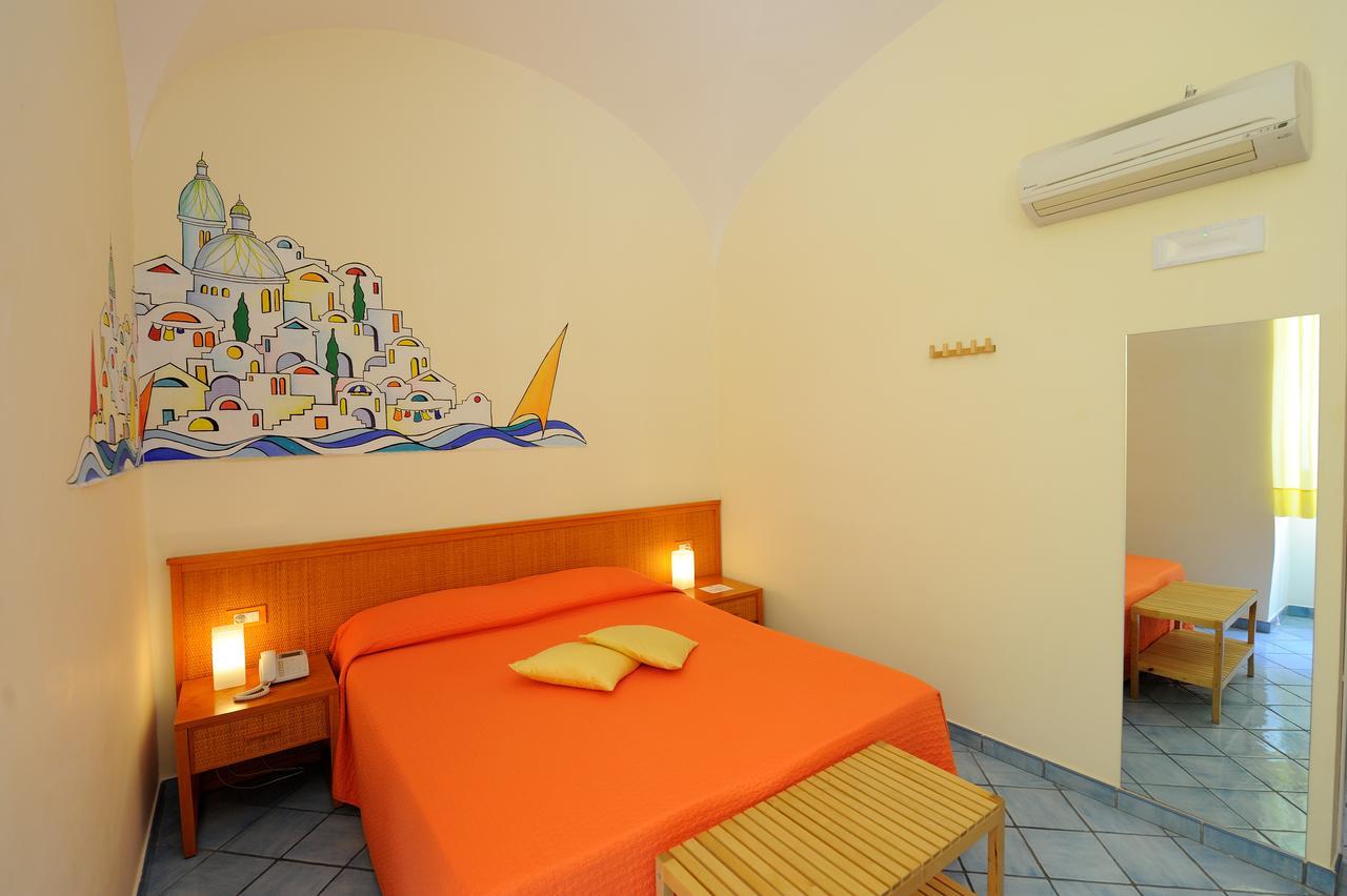 Triple Room,1420681755:JPEG