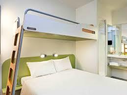 Habitación Triple con cama doble y litera