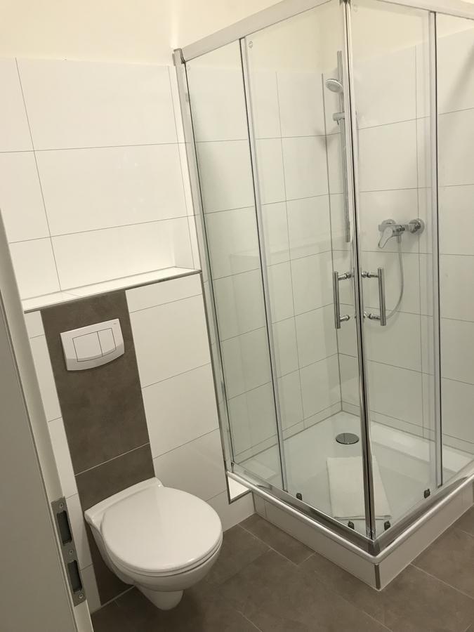 Single Room Private Bathroom