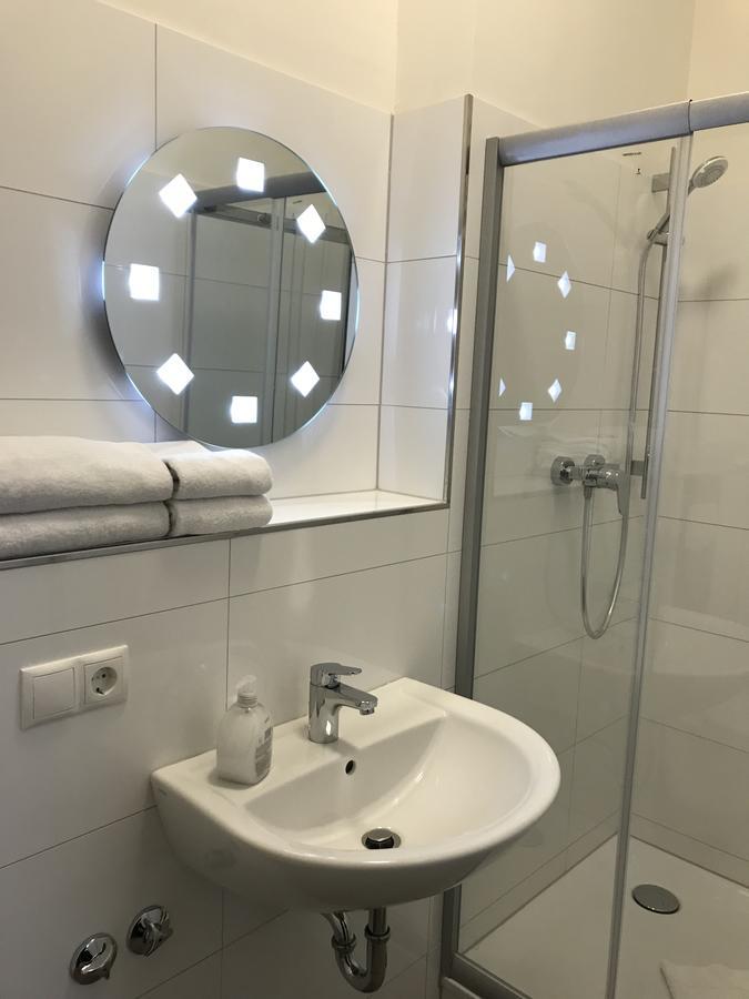 Single Room Private Bathroom