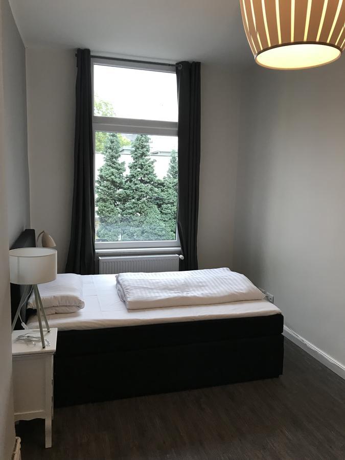 Single Room Private Bathroom