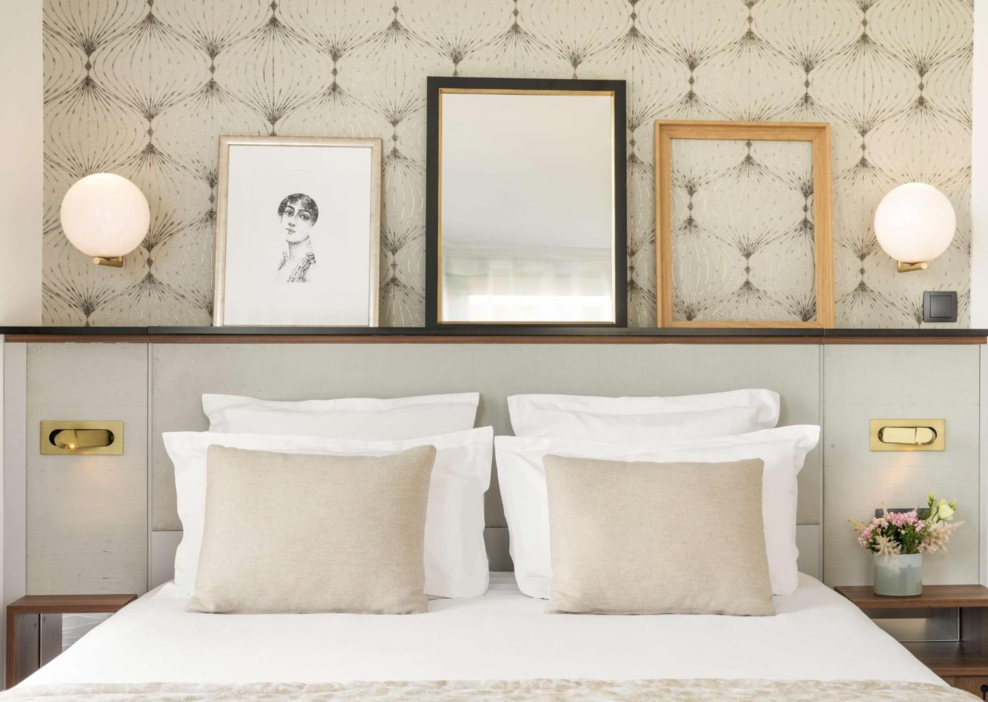 Superior Double Room Access to Relaxation Area