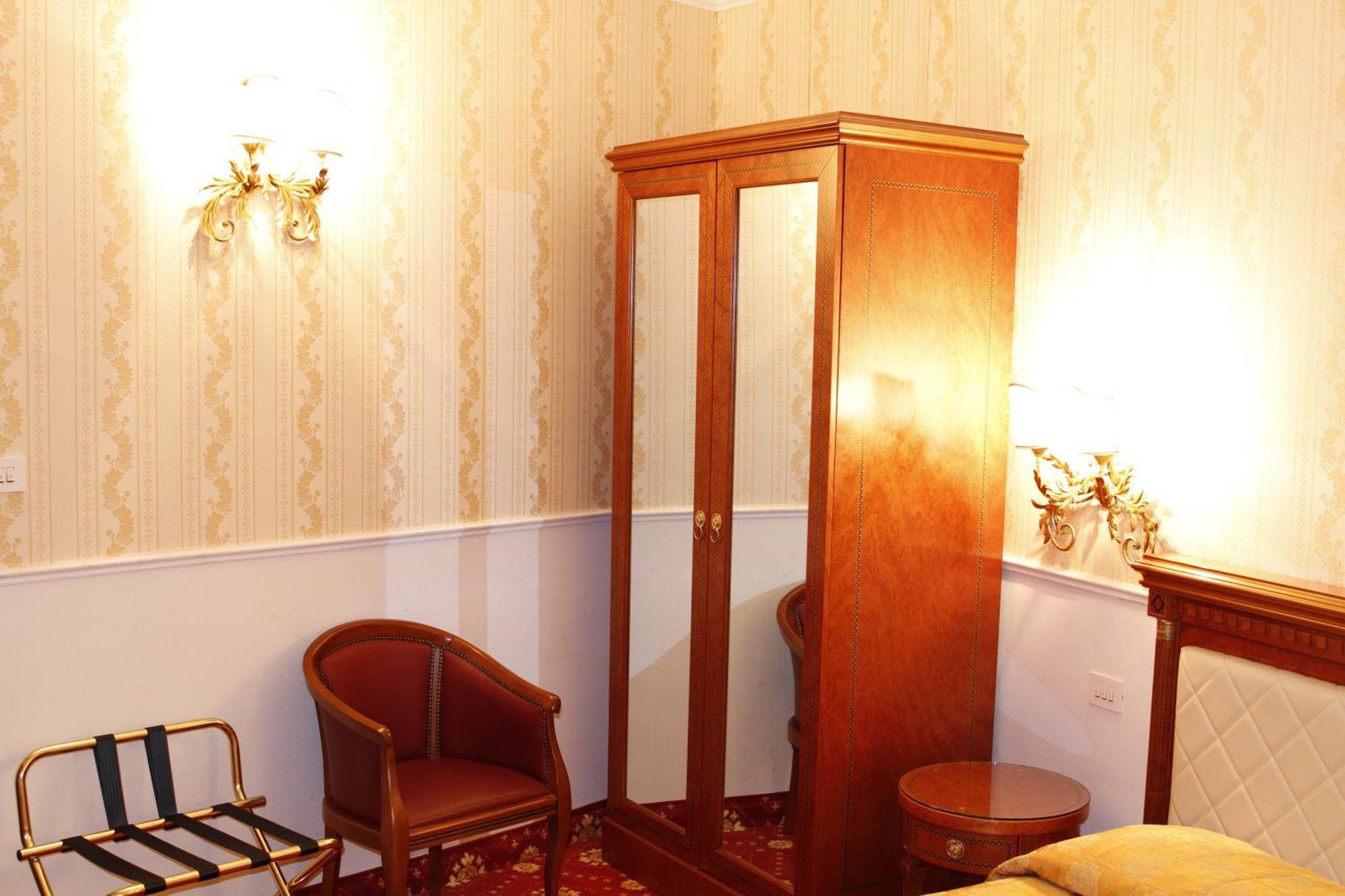 Single Room