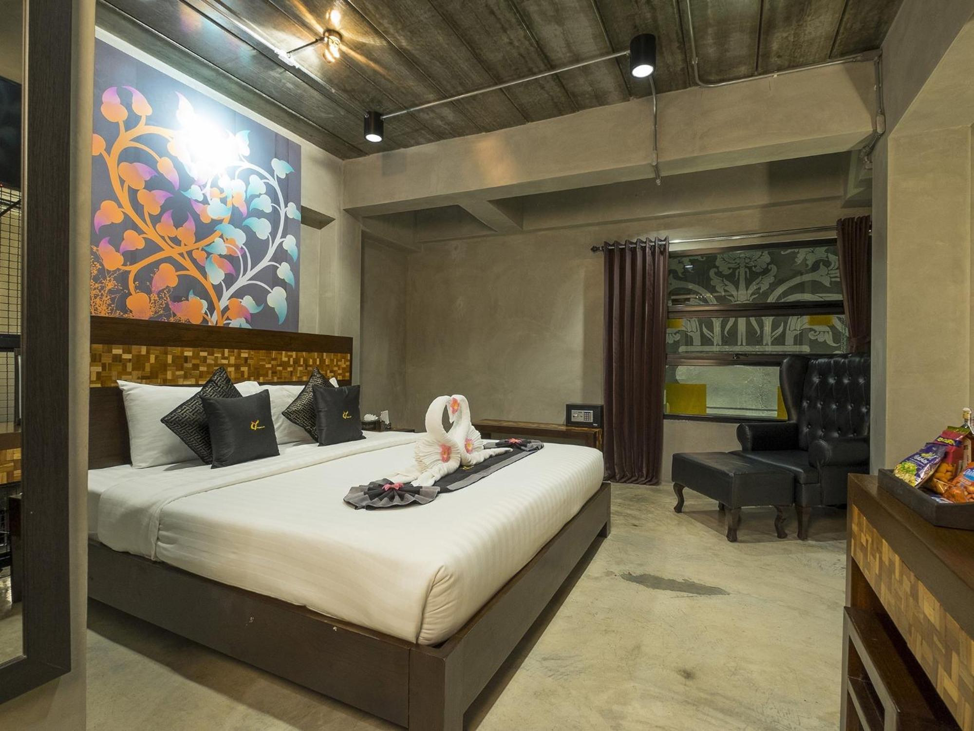 Deluxe Family Room