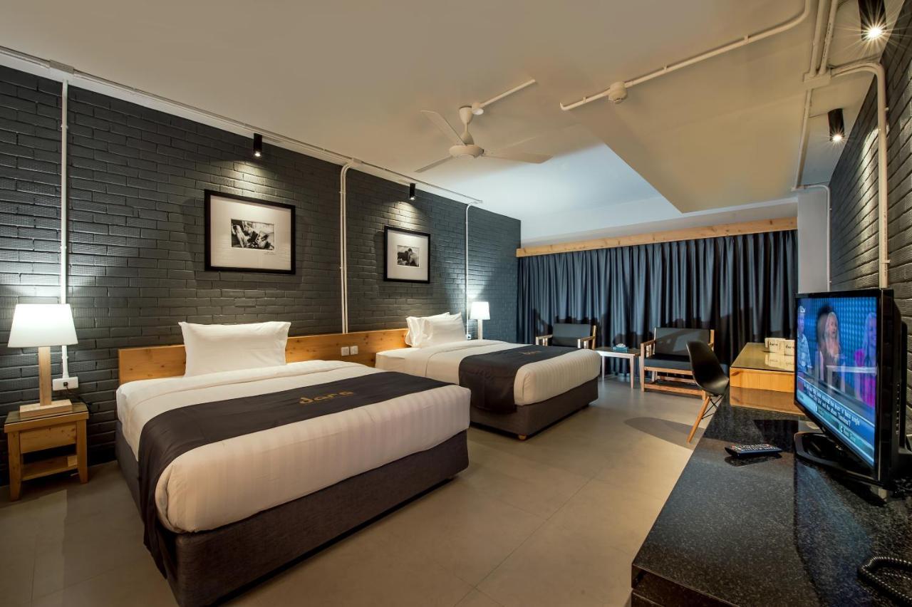 Deluxe Room 2 Queen Beds