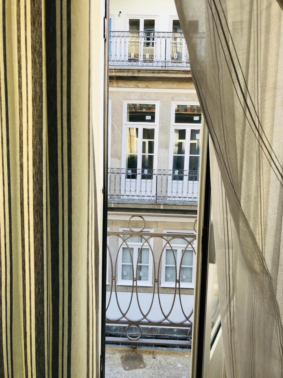 Camera Matrimoniale/Doppia con Letti Singoli con Balcone
