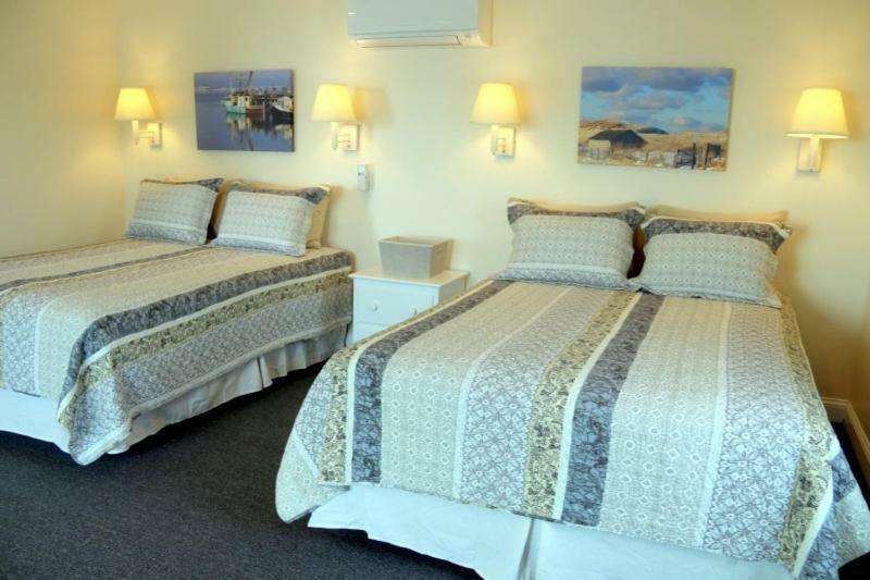 Four Bedroom Shore House