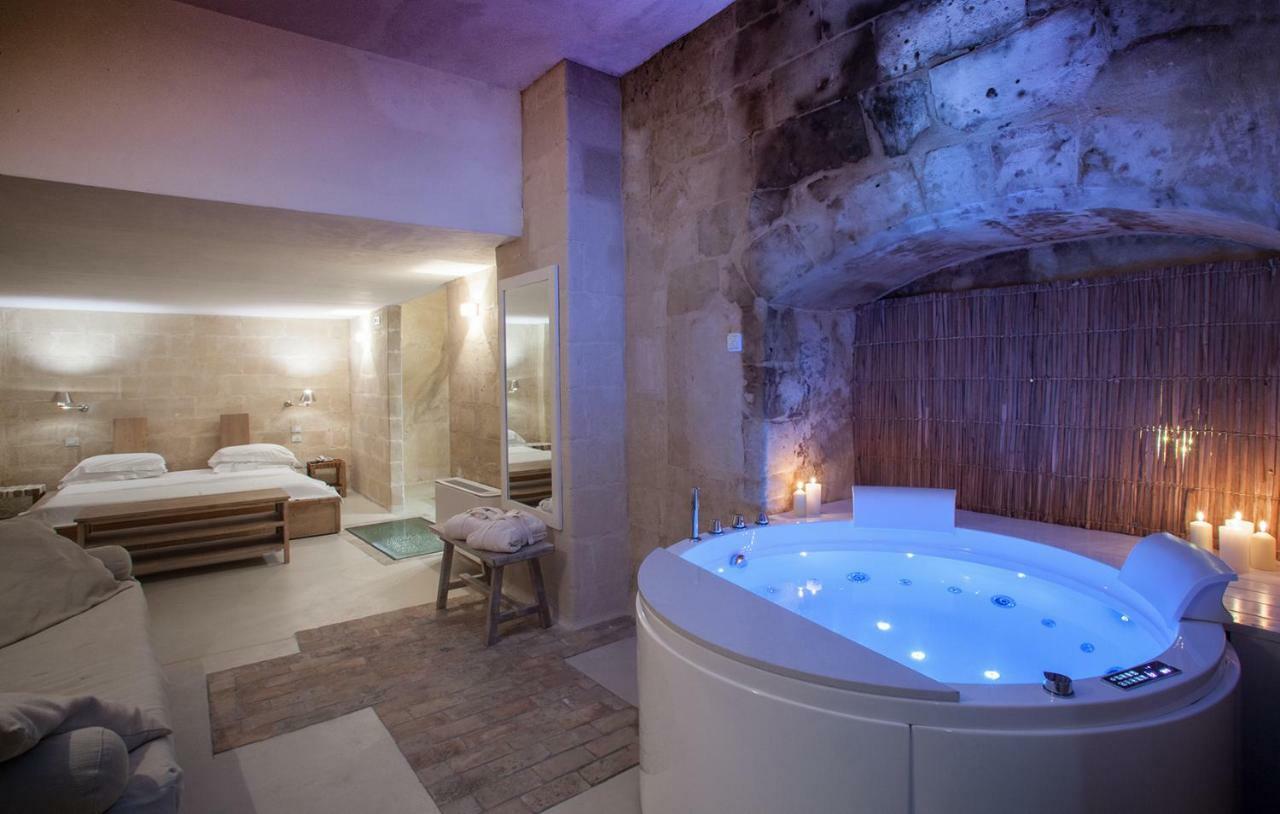 Superior Double Room with Hot Tub,971959432:JPEG