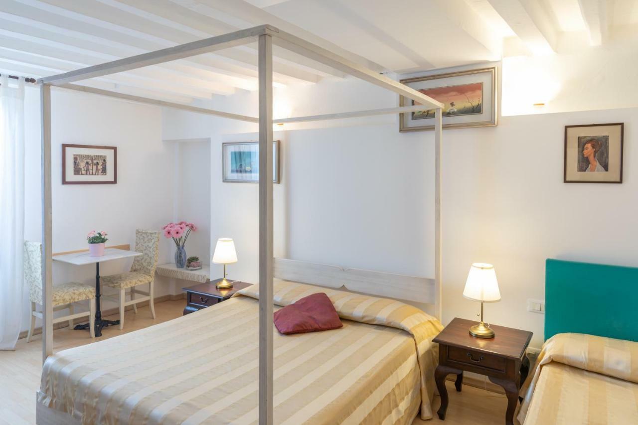Deluxe Triple Room Garden View