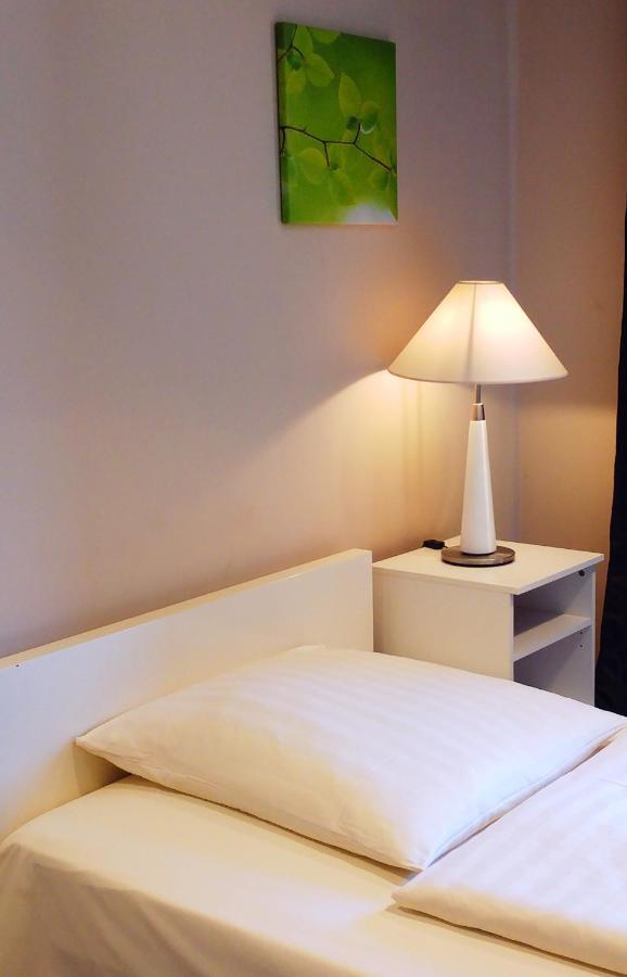 Single Room with Shared Bathroom