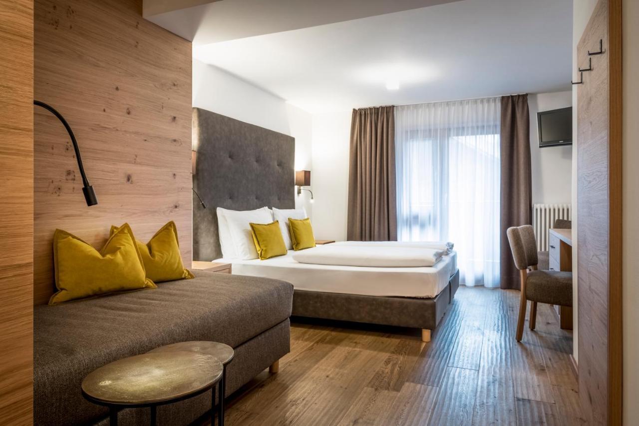 Triple Room,932291893:JPEG