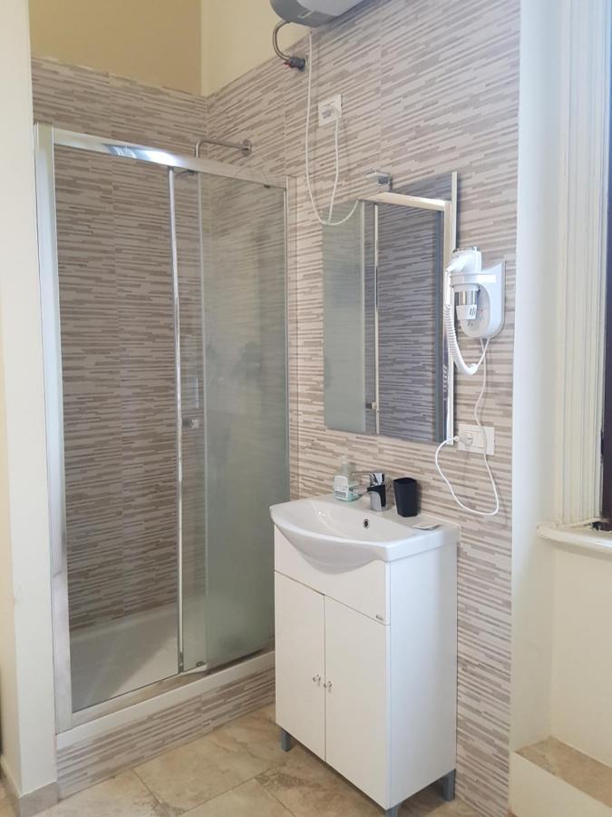 Double Room with Shared Bathroom,951331777:JPEG