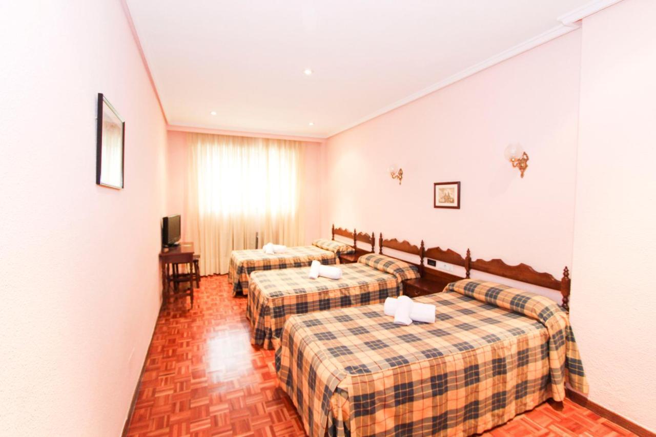 Triple Room (3 Adults)