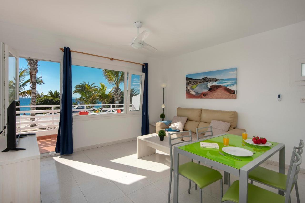 Superior Apartment Frontline Sea View