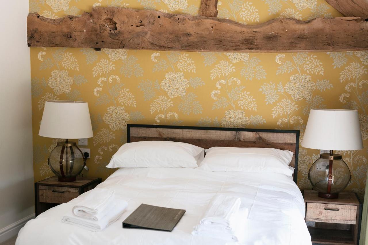 Double Room with Private Bathroom,977780461:JPEG