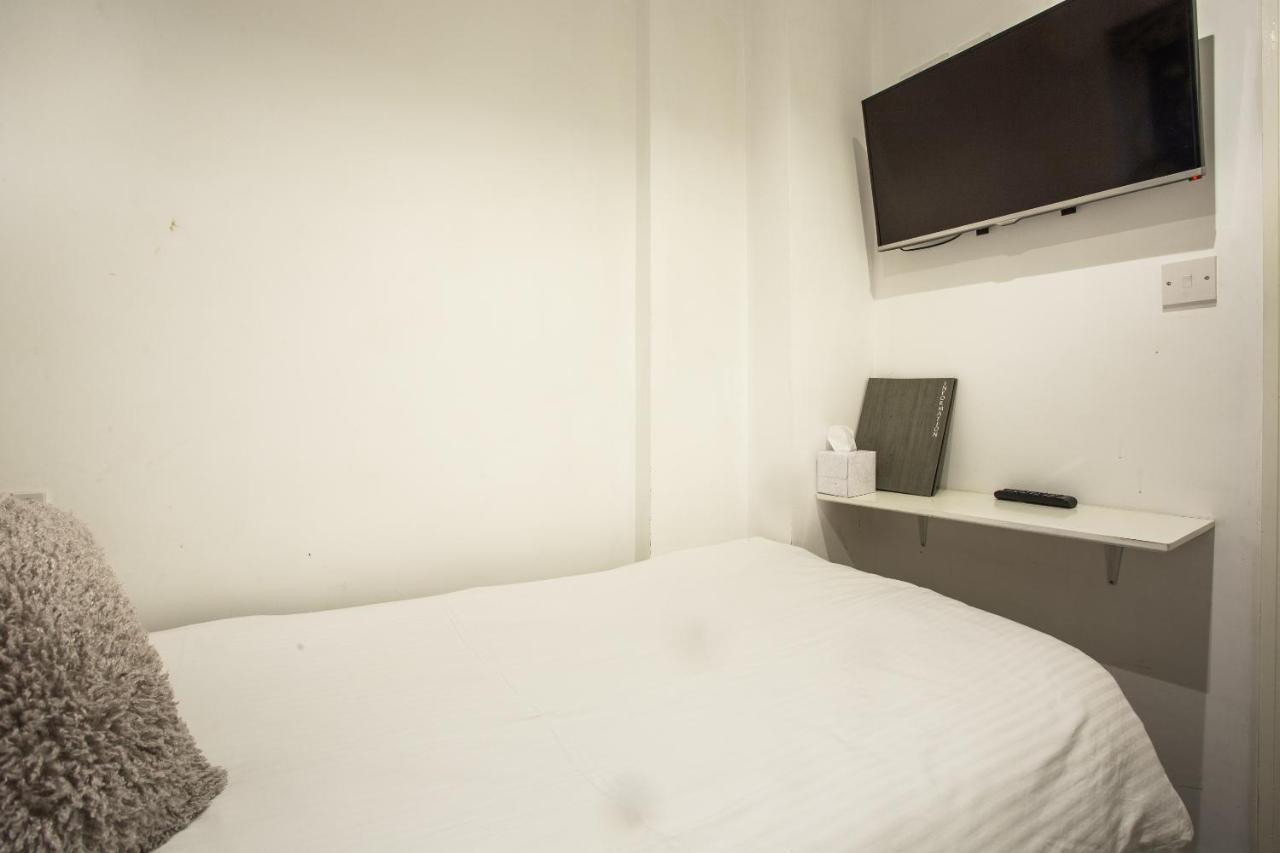 Compact Single Room