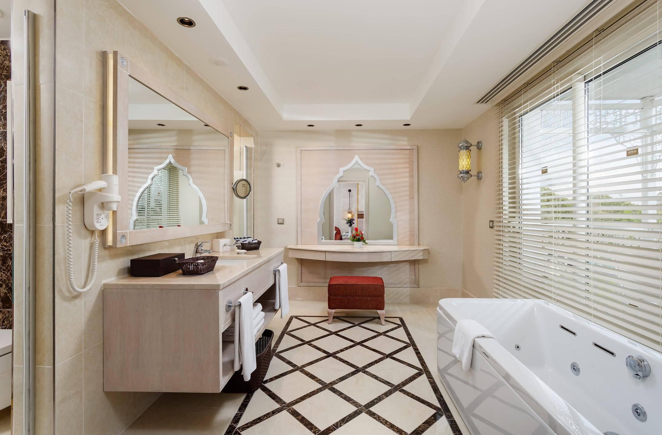 Deluxe Pool Room,1209798715:JPEG